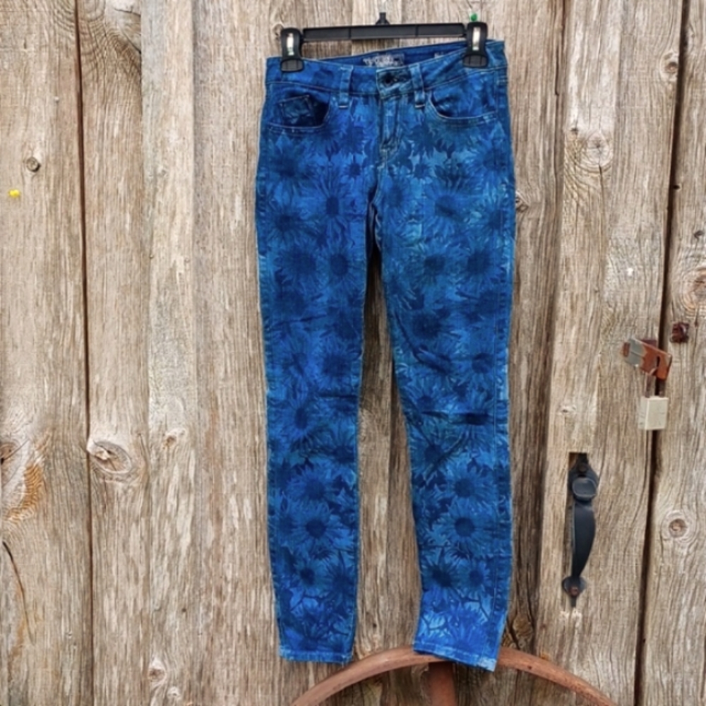 Guess Printed Jeans 👖